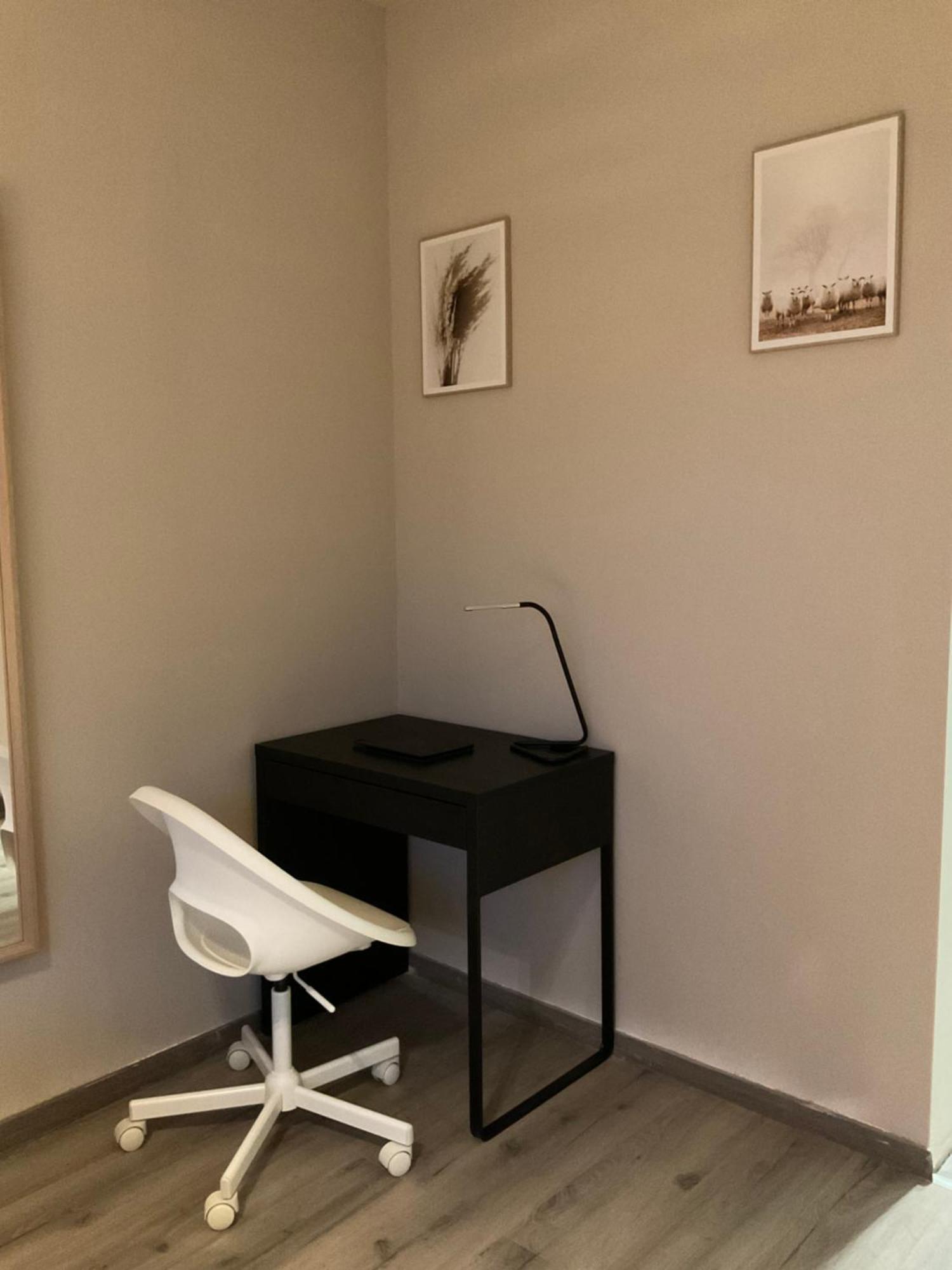 Modernes Am Dreilaendereck Alsdorf